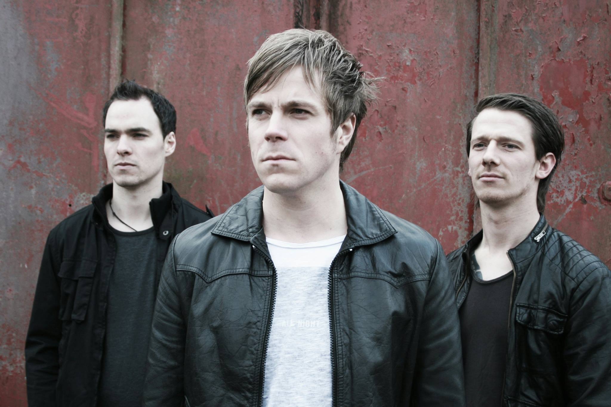 Broken Links — Promo 2015 — 4