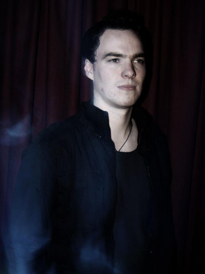 Broken Links — Live at The Rattlesnake of Angel, London — 0002