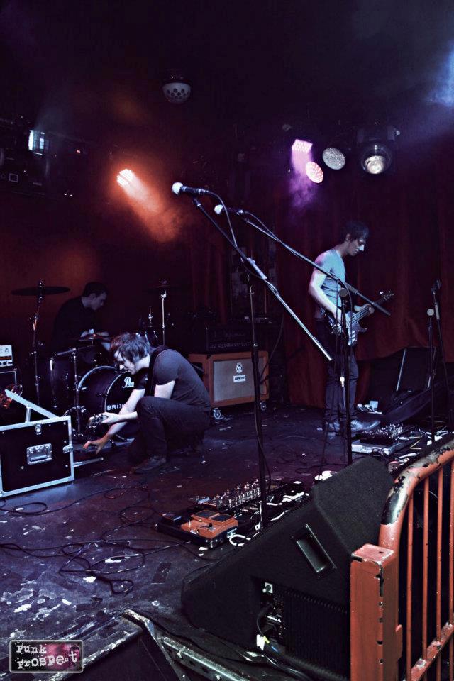 Broken Links — Live @ The Cellar, Southampton — 0003