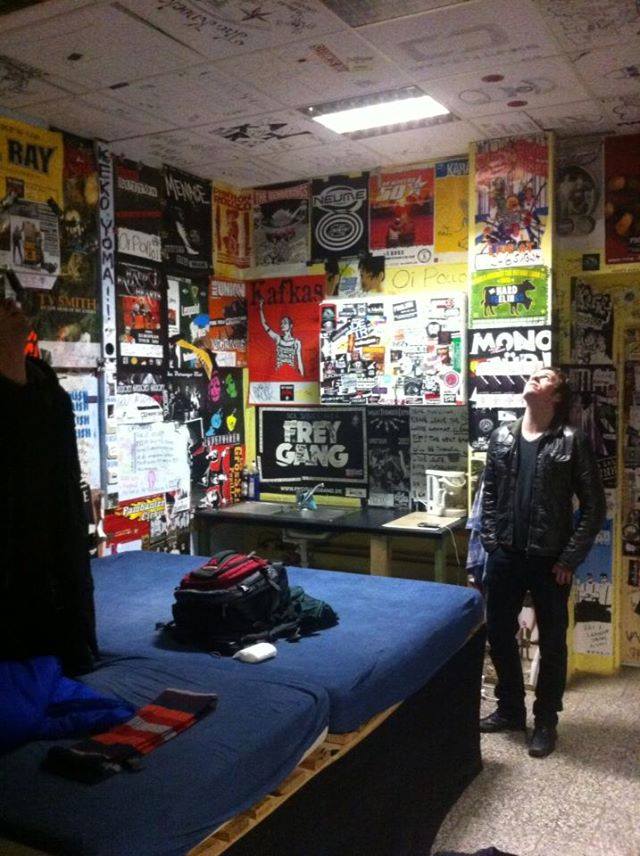 Broken Links — Disasters: Euro Tour 2013 — 0004