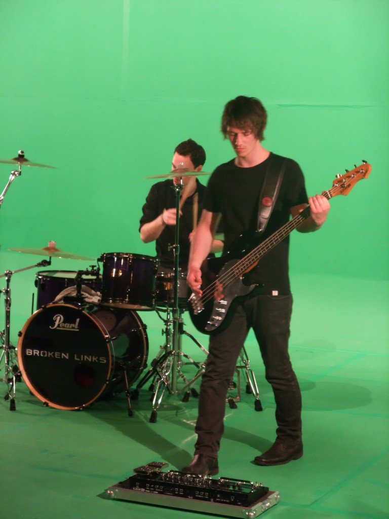 Broken Links — The Making of the 'Electrik' Music Video — 0005