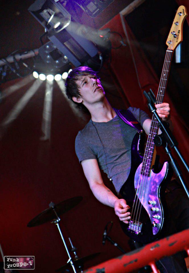 Broken Links — Live @ The Cellar, Southampton — 0009