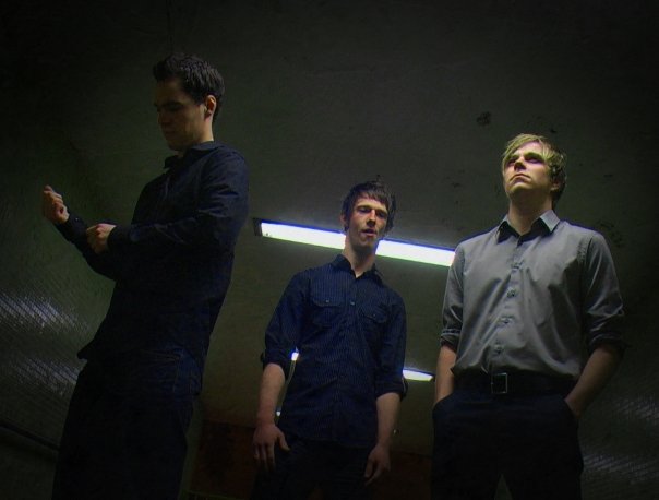 Broken Links — Promo '08 — 0009