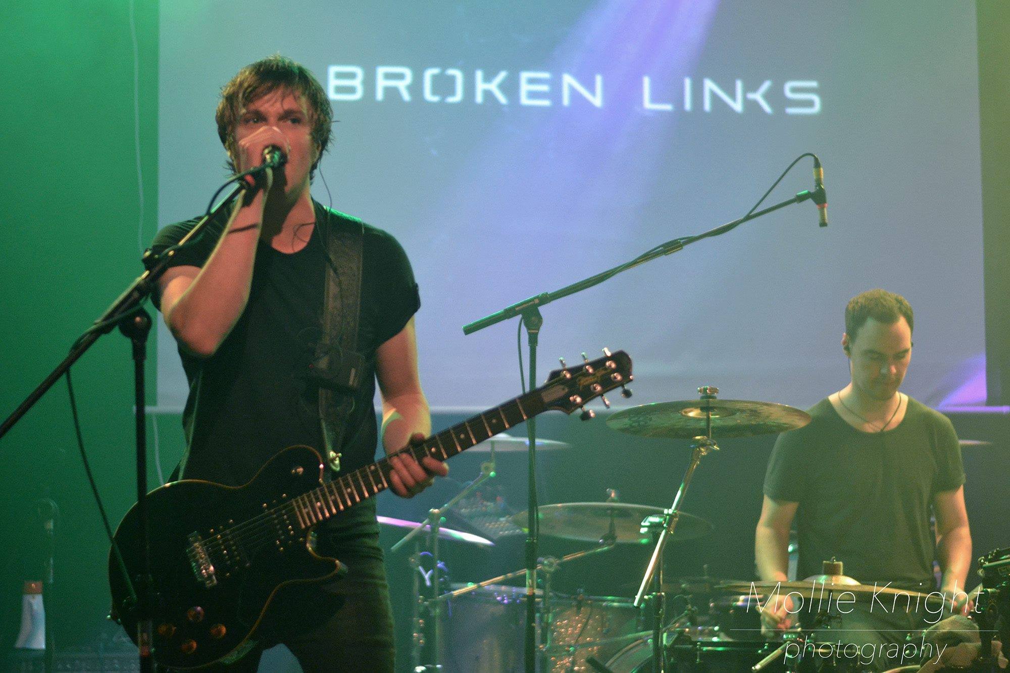 Broken Links — Live @ The 1865, Southampton - 16/10/15 — 0010