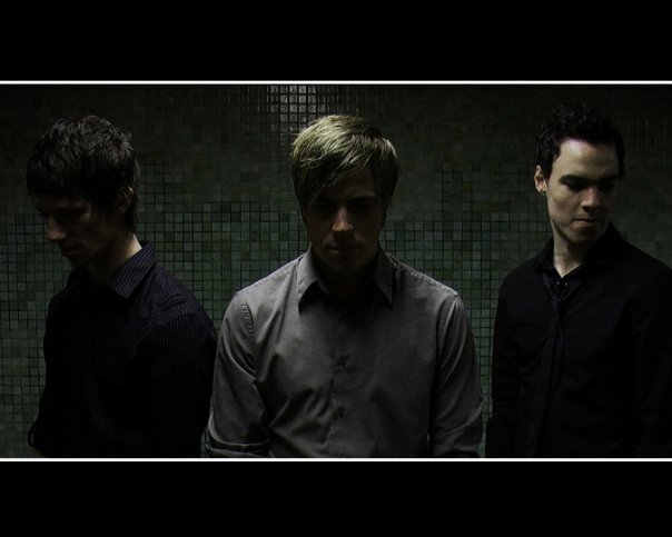 Broken Links — Promo '08 — 0010