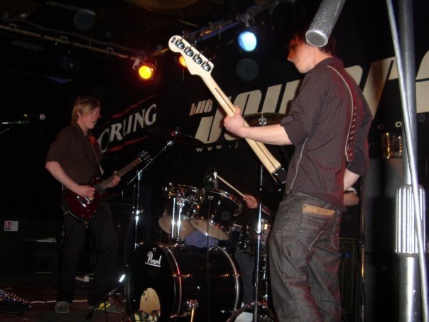 Broken Links — Live @ The Joiners - 27/12/2008 — 0015