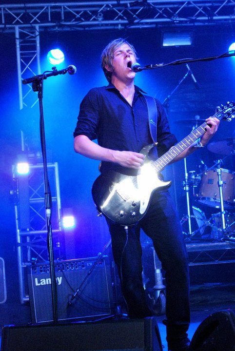 Broken Links — Eastleigh Music Festival 2010 — 0025