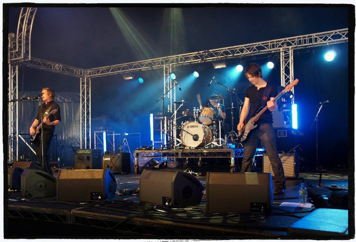 Broken Links — Eastleigh Music Festival 2010 — 0037