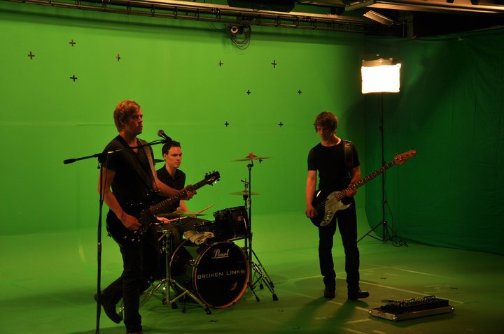 Broken Links — The Making of the 'Electrik' Music Video — 0045